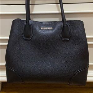 Black Michael Kors handbag